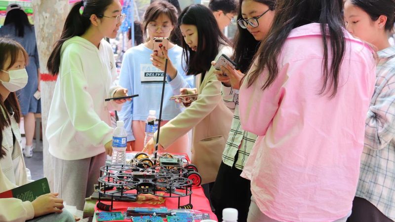 专精特新与高新技术企业认定：费用对比与选择解析